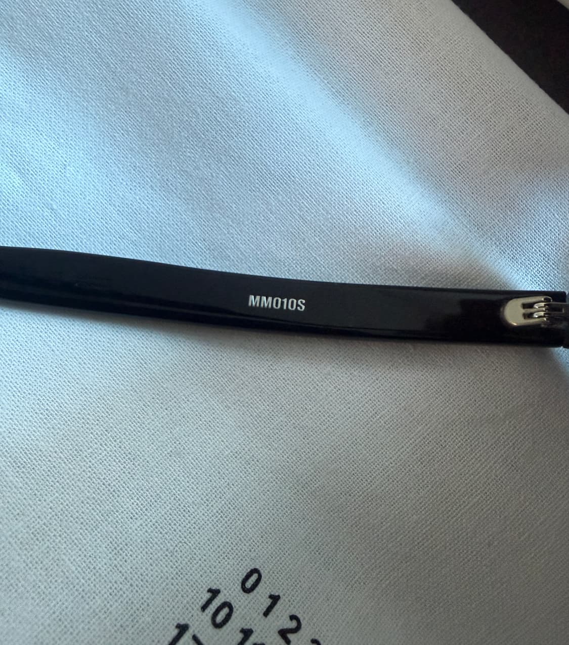 젠틀몬스터 메종마르지엘라 mm010s 블랙 상품이미지2