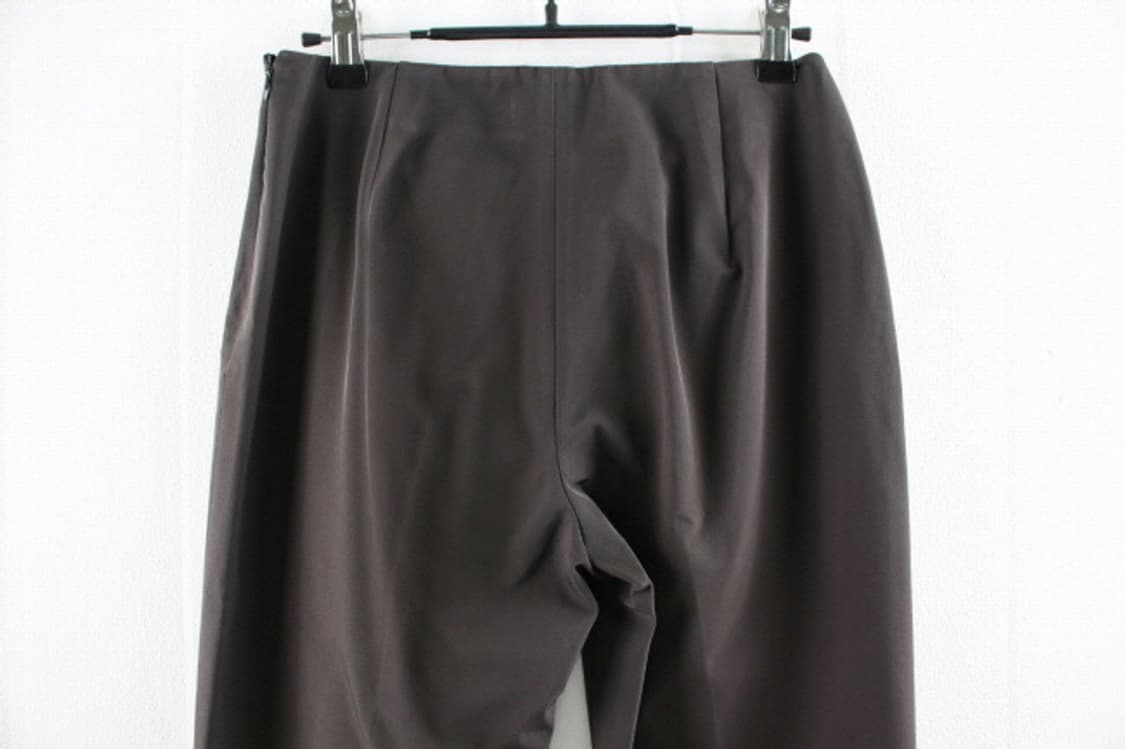 PRADA 미니멀 나일론 슬랙스 상품이미지4