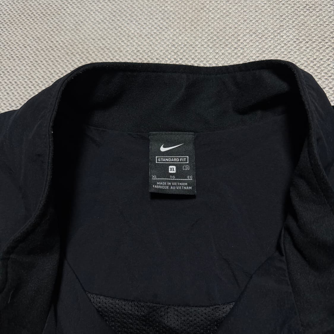 나이키 스탠다드 핏 바람막이 상품이미지3