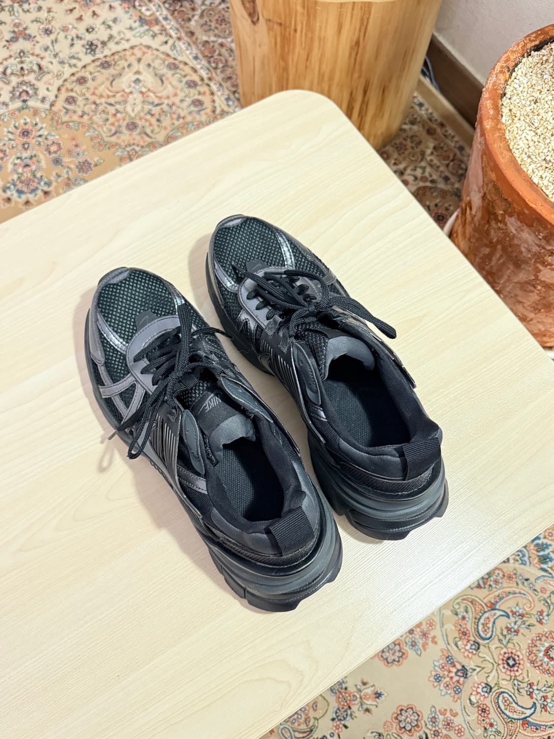 나이키 V2K 런 블랙 (275) 상품이미지4