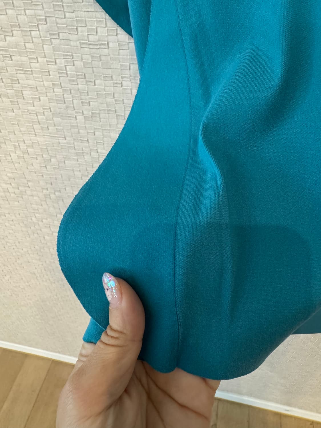 플리츠플리즈 에이폭 로어 반팔탑 블루 상품이미지4