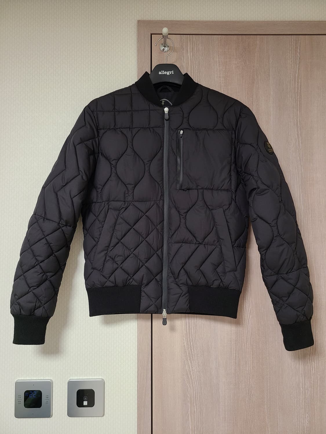 세이브더덕 x 크리스토퍼 래번 퀼팅 봄버 m 상품이미지1