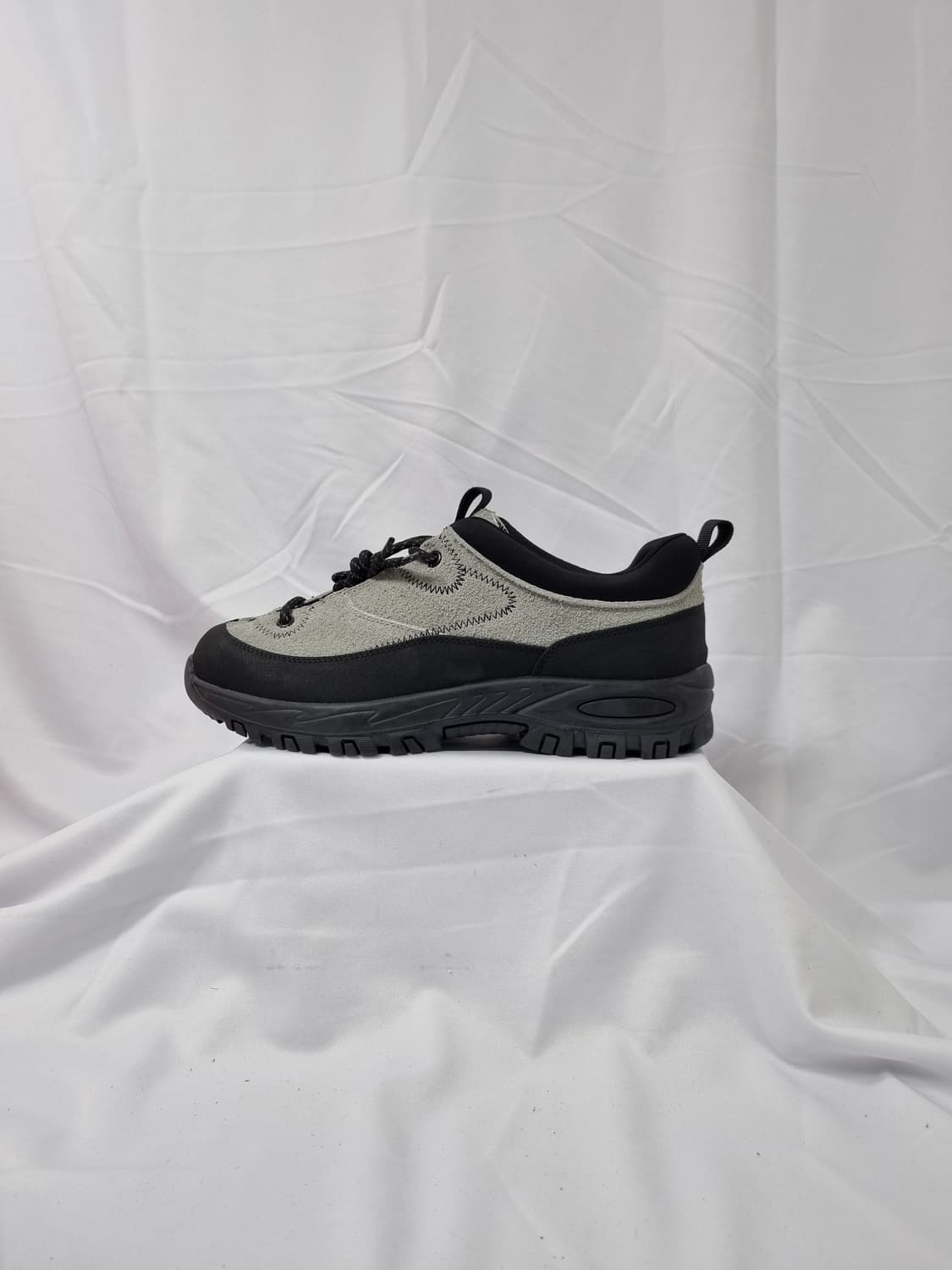 260 바토즈 x 킨치 vol 2 지그 그레이스니커즈 상품이미지1