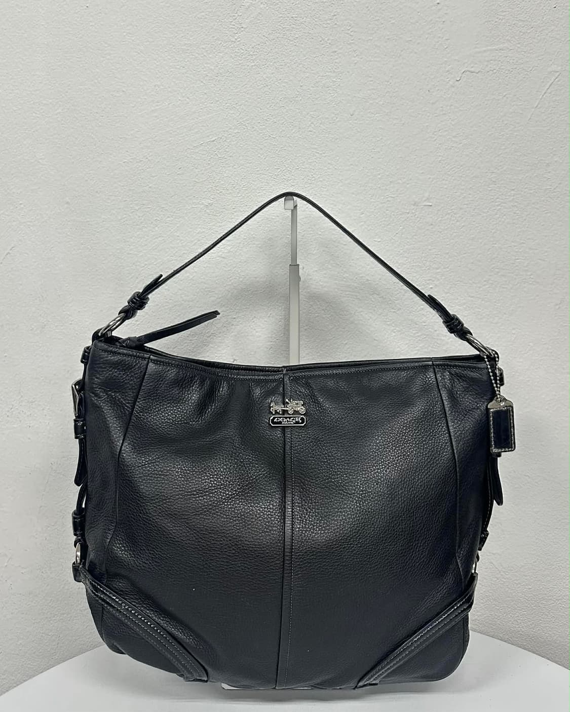 코치 가죽 호보 숄더백 상품이미지1