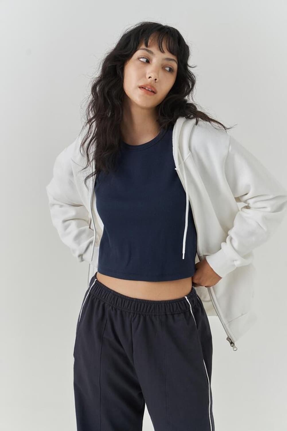 무브아 Base hood zip up white 후드집업 상품이미지6