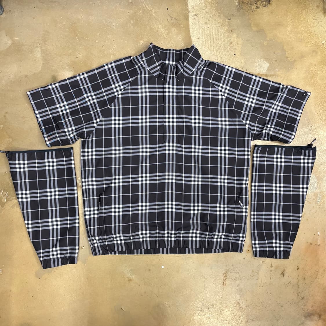 L 버버리 골프 탈부착 노바체크 반집업 바람막이 상품이미지4