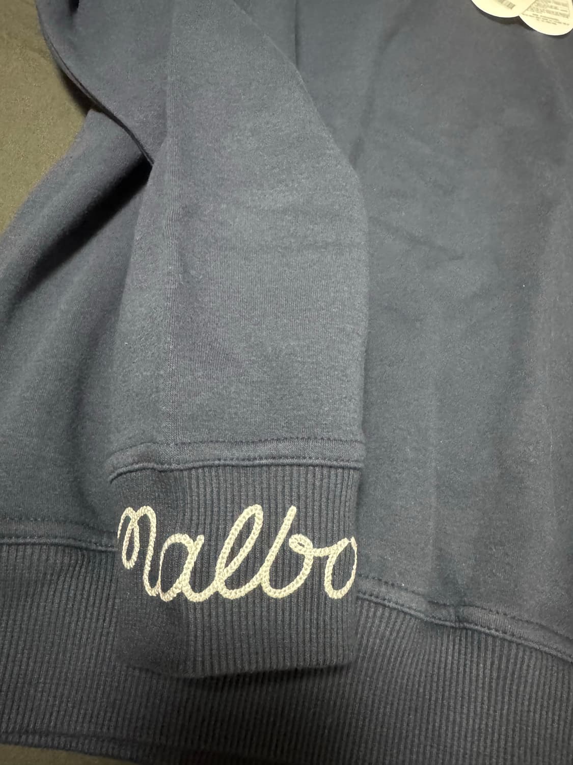 정품새제품 말본 쿠퍼 크루넥 기모 맨투맨 핑크 네이비 XL 상품이미지3