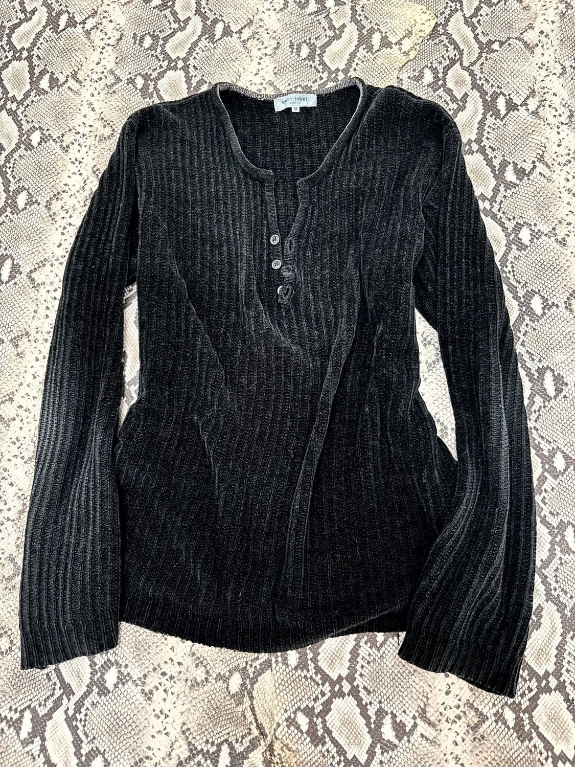 “Vintage” Minimal Mood Black Knit Sleeve 상품이미지3