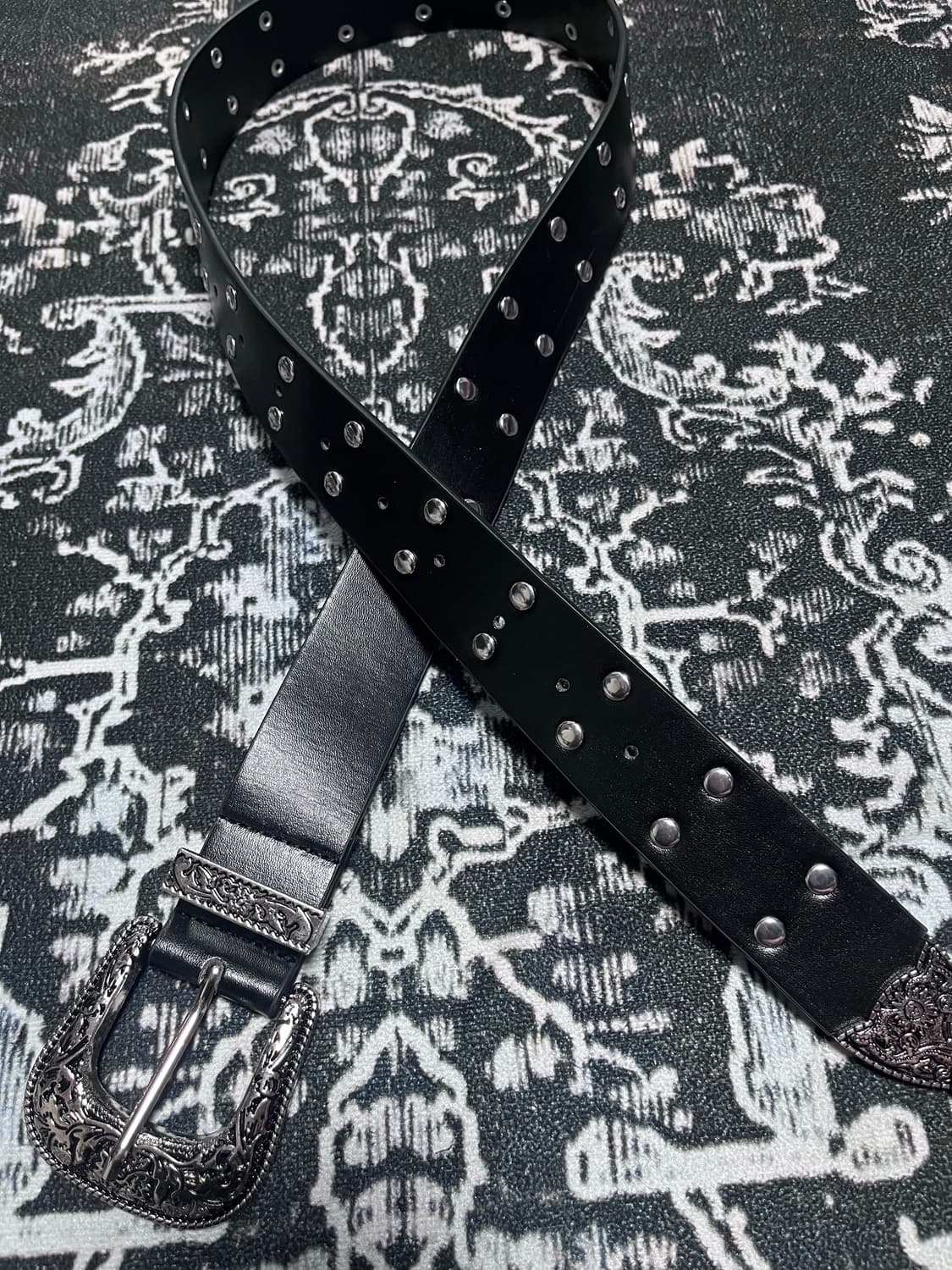 스터드 가죽 블랙 벨트 (새상품) 상품이미지3