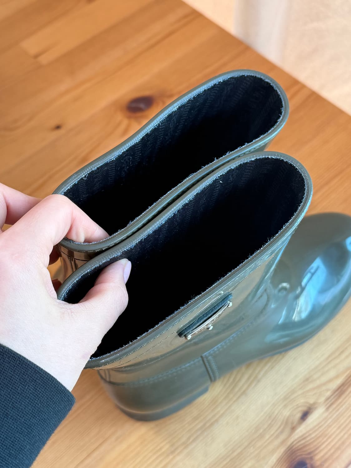 프라다 정품 여성 레인부츠 38사이즈 (볼좁은245까지) 상품이미지9