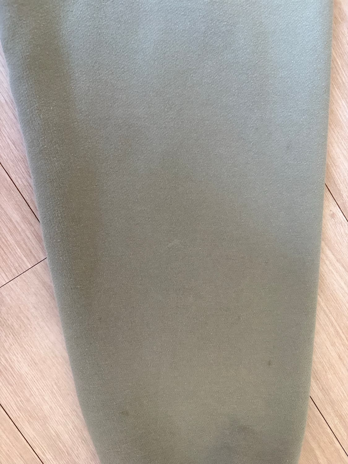 IAB STUDIO 맨투맨 올리브그린 상품이미지4