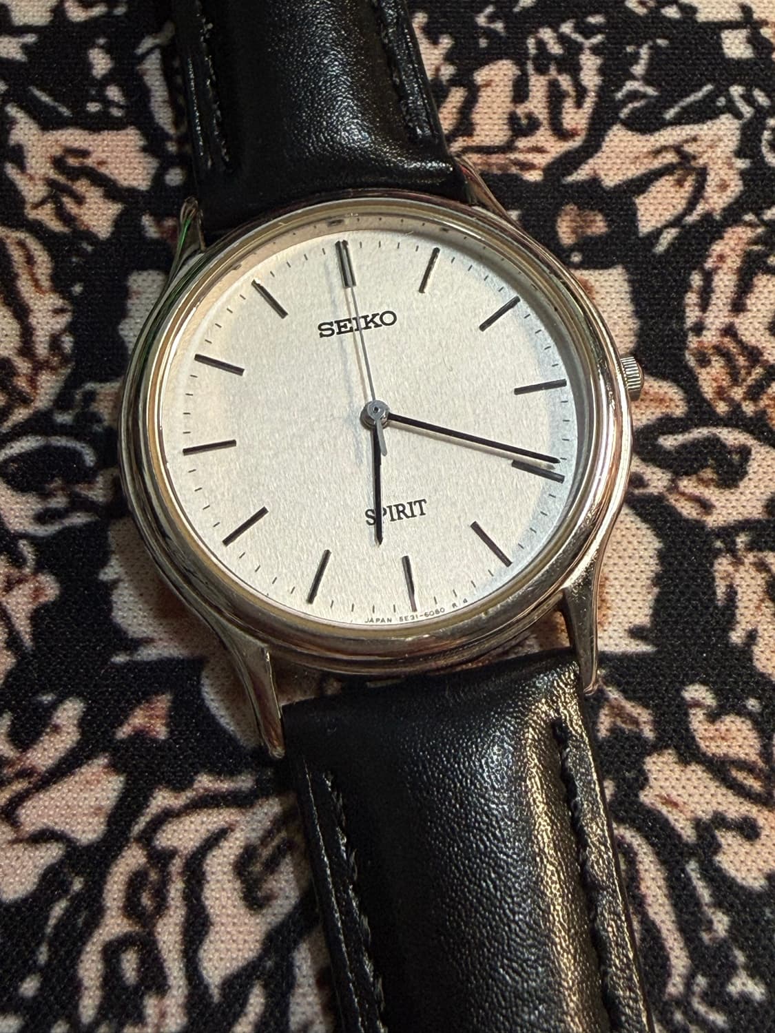 SEIKO 빈티지 쿼츠 시계 상품이미지2
