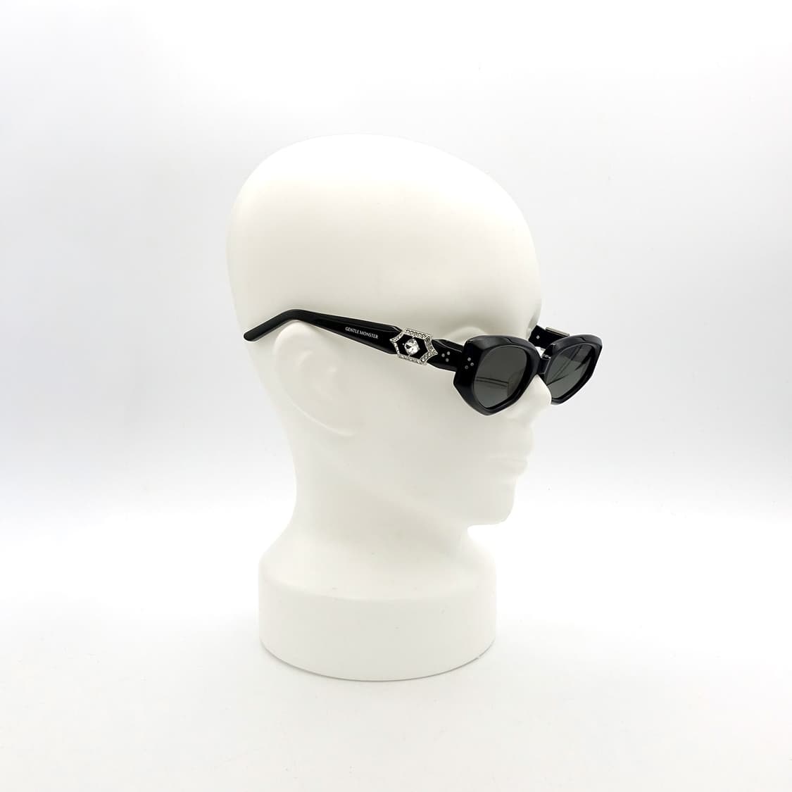 GENTLEMONSTER RUVYVAN 젠틀몬스터 루비반 01 선글라스 상품이미지9