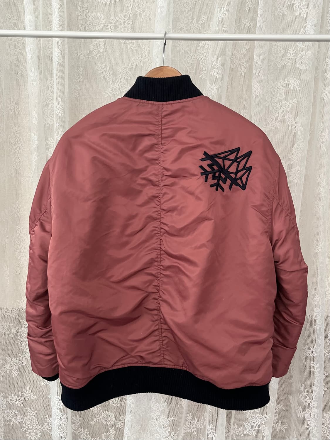 66) 한섬 세컨플로어 항공 점퍼 패딩 상품이미지2