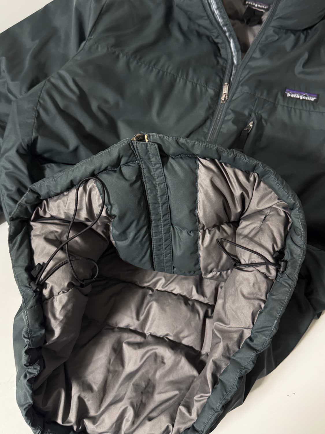 파타고니아 루즈핏 08's 딥그린 스텔스 다운 자켓 상품이미지6