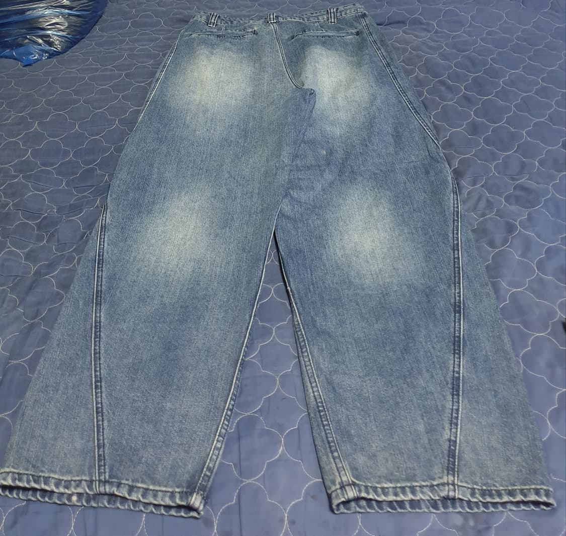 CORKAGE 커브드 사이드 핀턱 워싱 벌룬 데님팬츠 (M) 상품이미지4