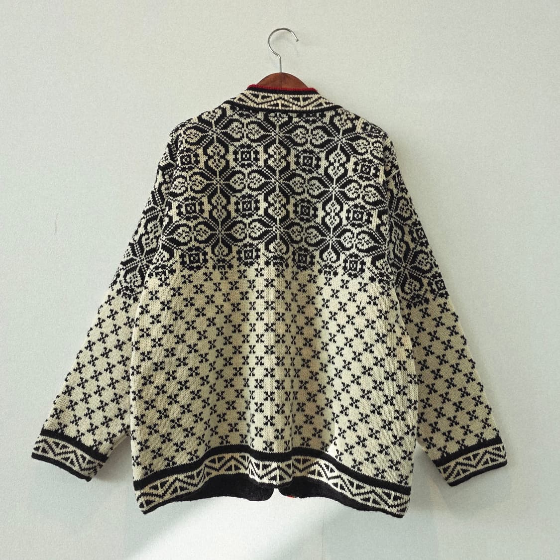 노르웨이 스예벨란드 노르딕 자수 울 100 빈티지 니트 가디건 상품이미지2
