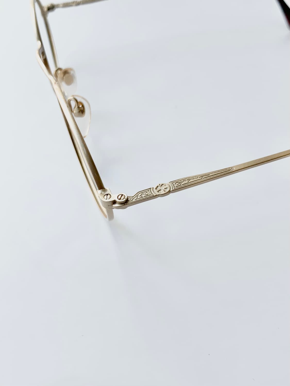 [픽키-612] 골드 라운드 메탈 안경 데드스탁 빈티지 조각 디테일 프레 상품이미지1