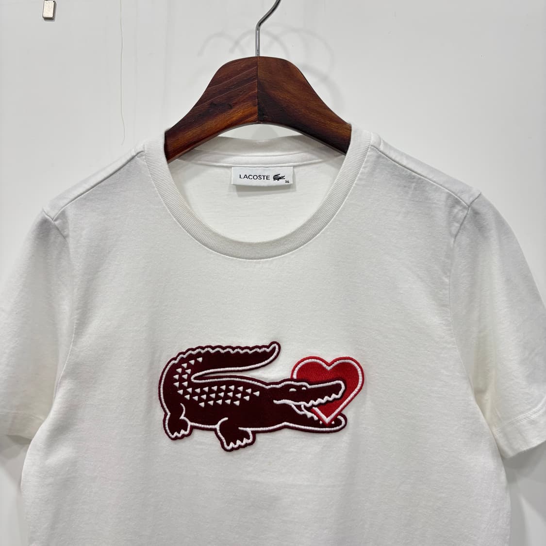 Lacoste 자수 로고 반팔티 상품이미지3
