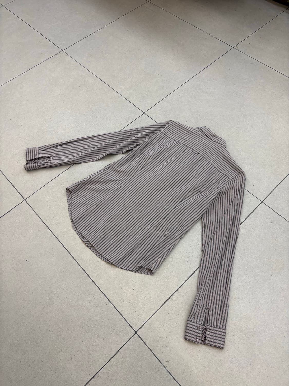 버버리 블루라벨 스트라이프 셔츠 상품이미지5