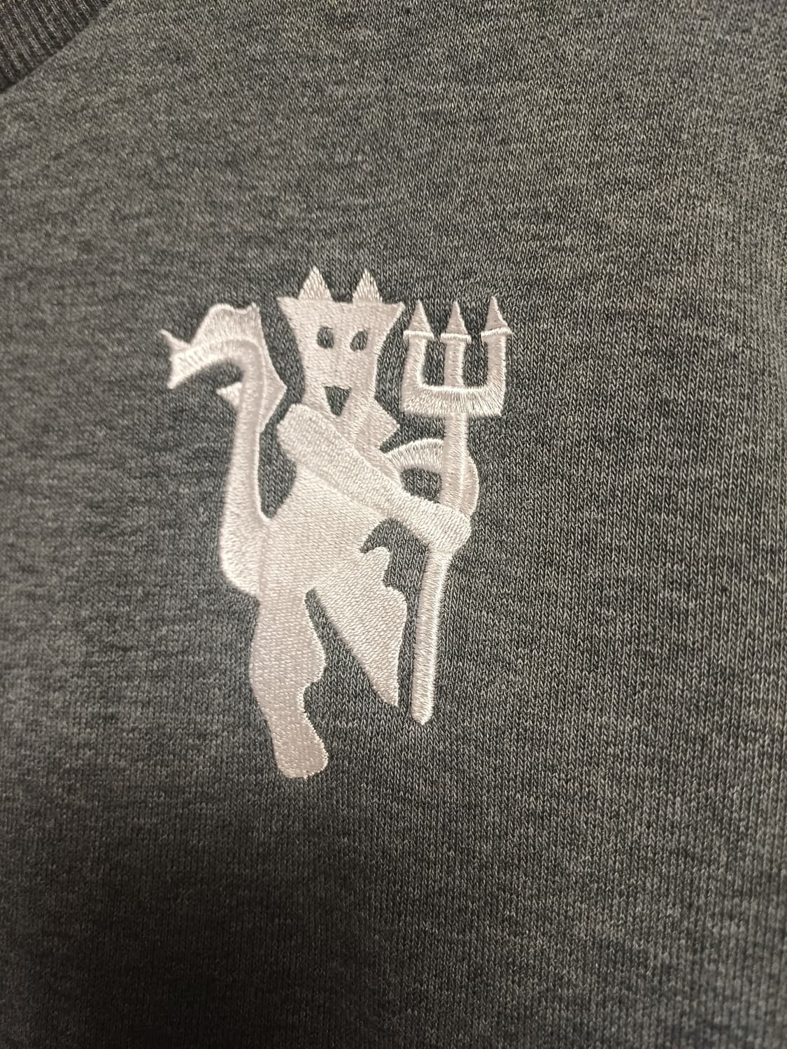 아디다스 맨체스터 유나이티드 맨투맨 / 정품 / 주니어 110 상품이미지4