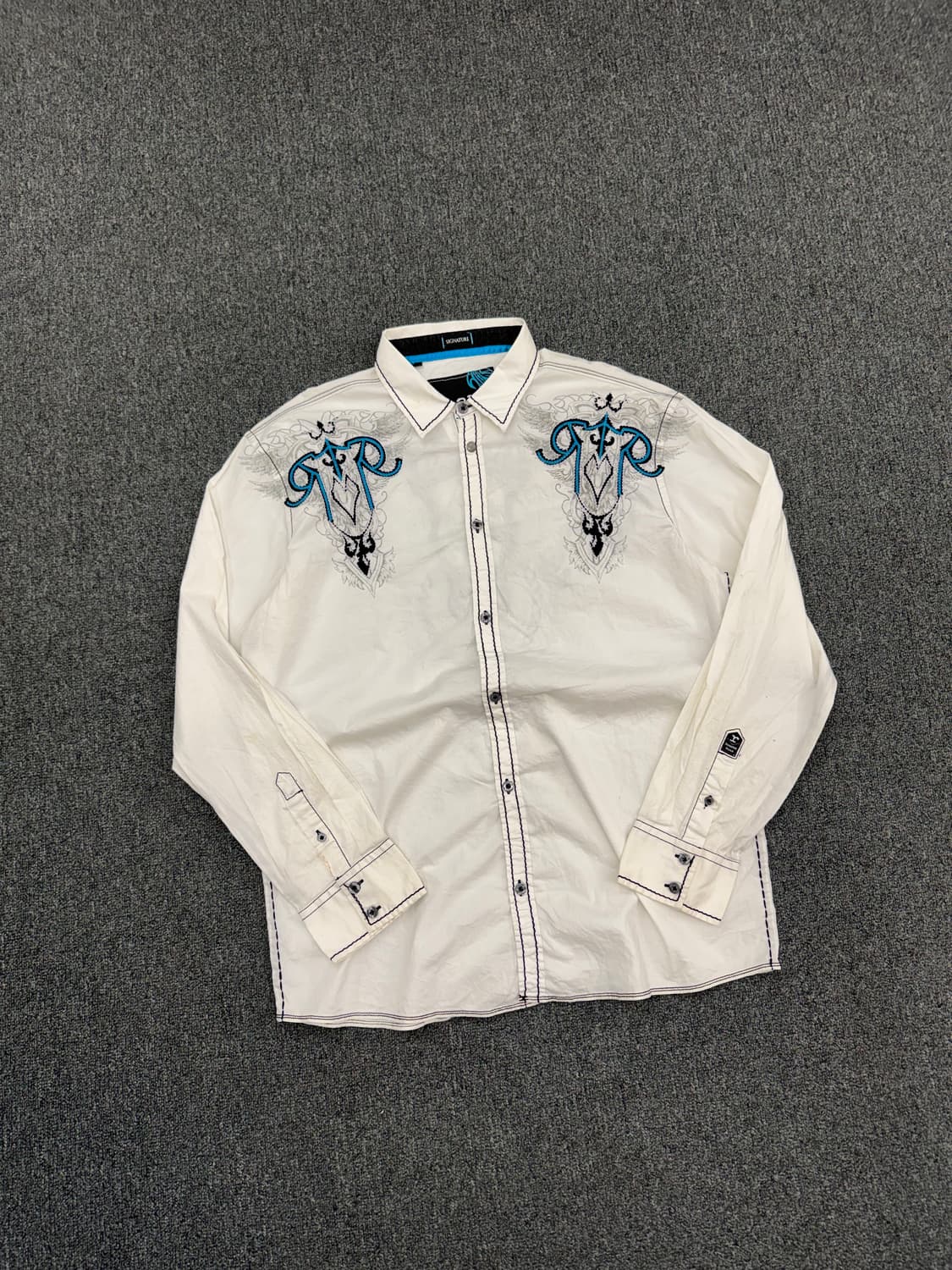 2XL)Roar 빈티지 자수 프리팅 긴팔셔츠 상품이미지2