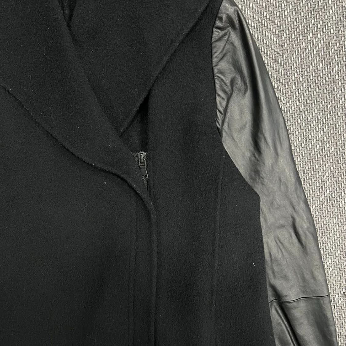 빈스 레더포인트 빅카라 울코트 v1247 상품이미지5