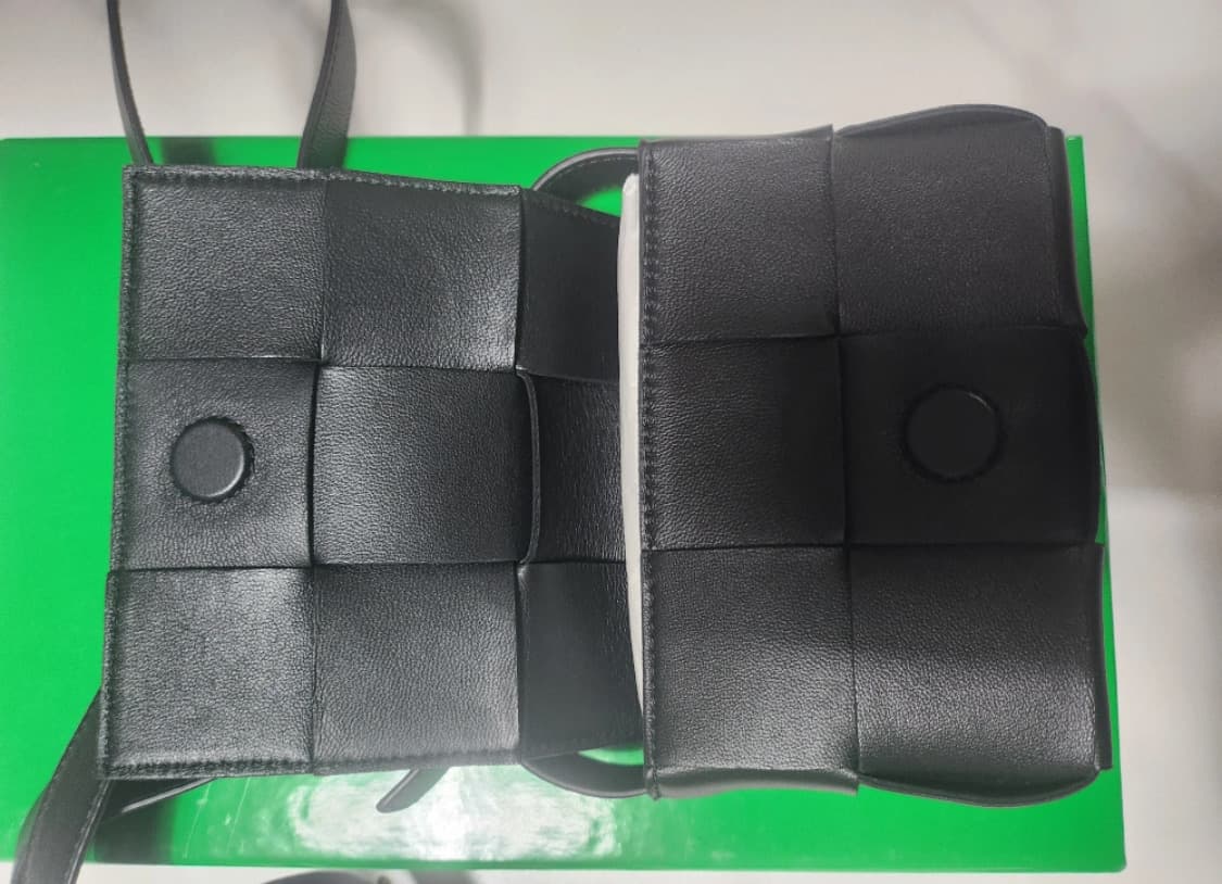 보테가베네타 미니 카세트백 블랙 상품이미지3