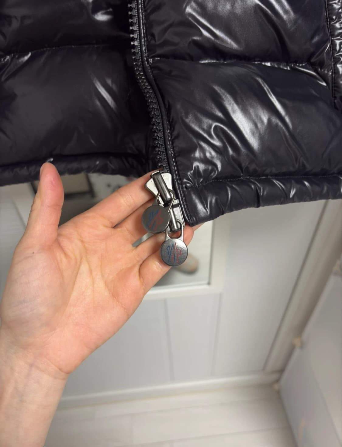 [급] 몽클레어 마야 패딩 블랙 상품이미지6