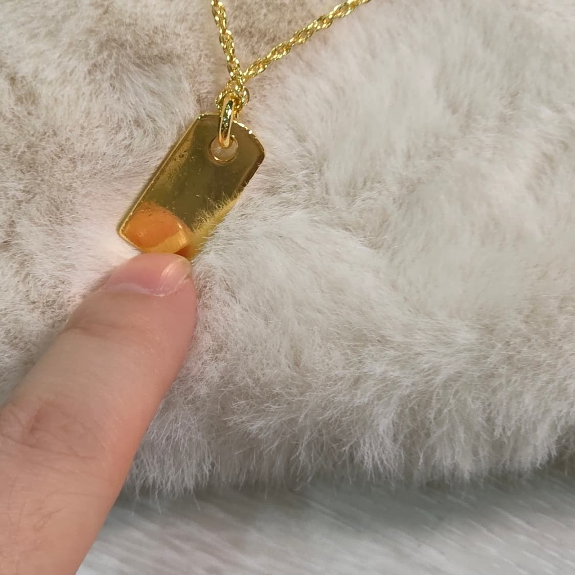 디올 골드톤 로고 플레이트 팬던트 목걸이(남녀공용) 상품이미지6