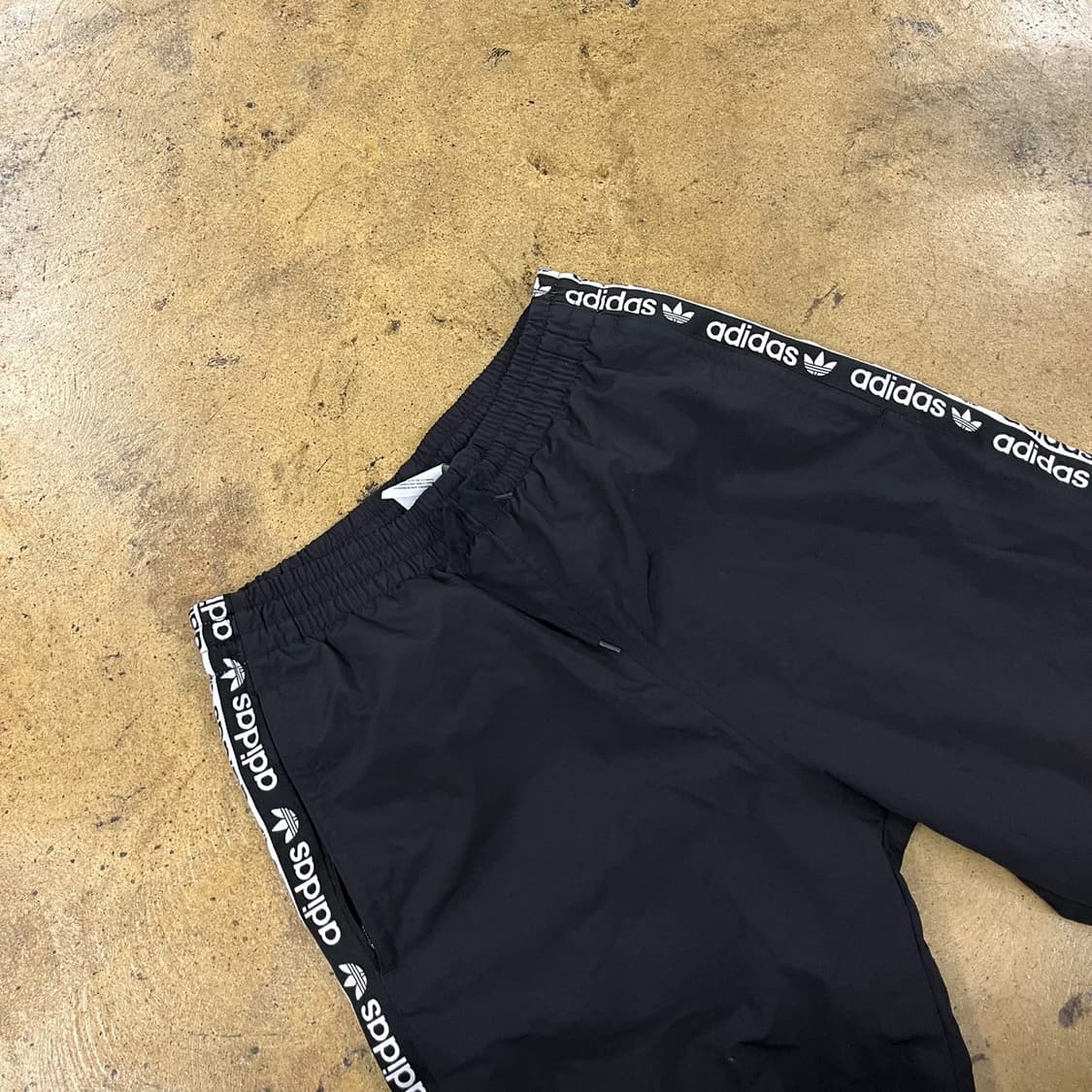 [정품/S] 아디다스 삼선 블랙 트랙팬츠 b19 상품이미지1