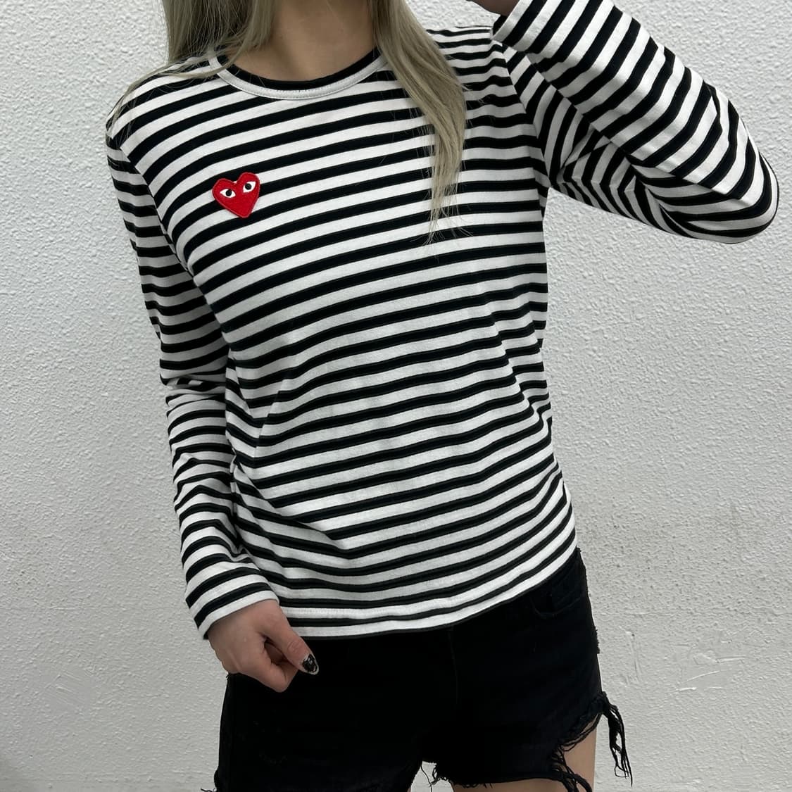 꼼데가르송 하트와펜 블랙 단가라 롱슬리브 L ( 세탁완료 ) 상품이미지1