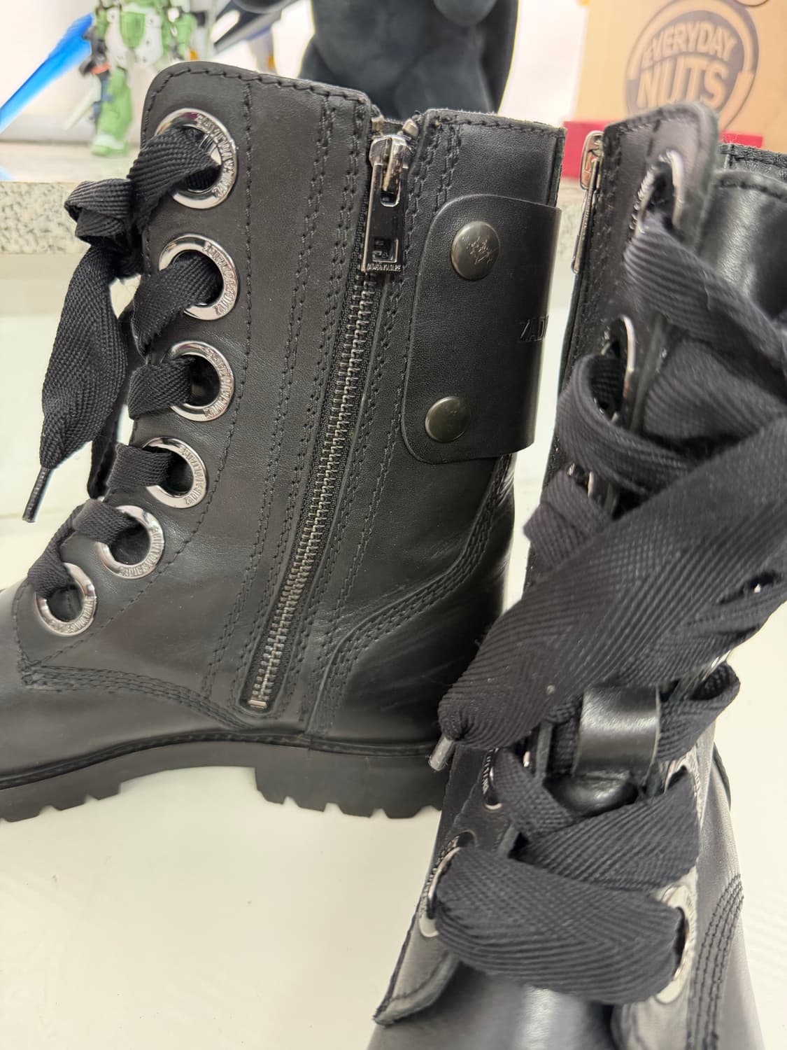 정품) 쟈딕앤볼테르 여성 블랙 워커 부츠 38 상품이미지7