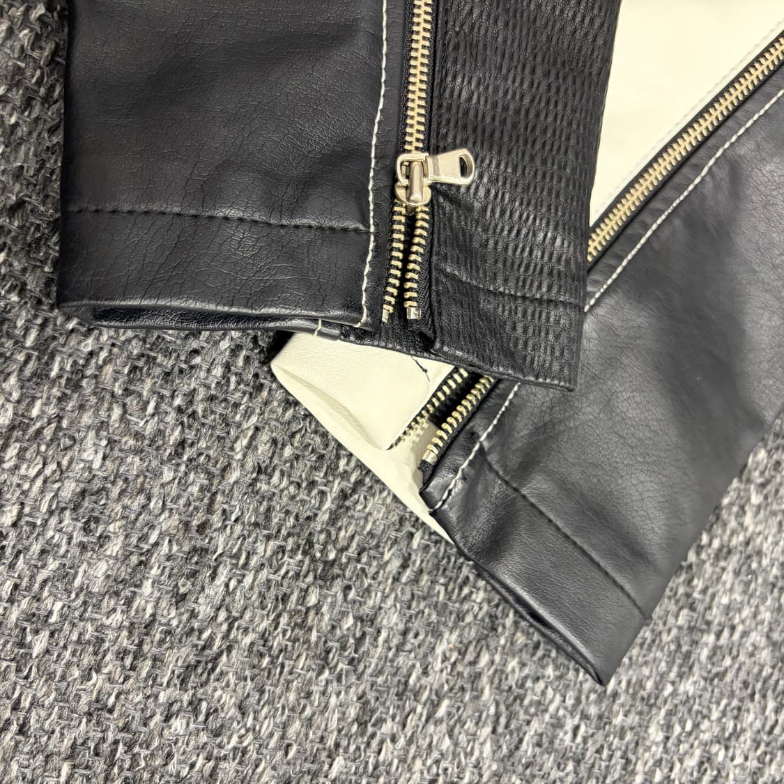 유즈 YUSE 슬림 레더 컬러 블락 바이커 자켓 S 상품이미지8