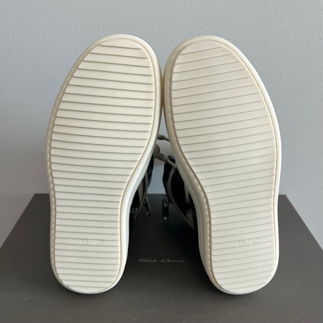 [36,37]릭오웬스 26ss 지오바스켓 블랙 밀크 상품이미지6