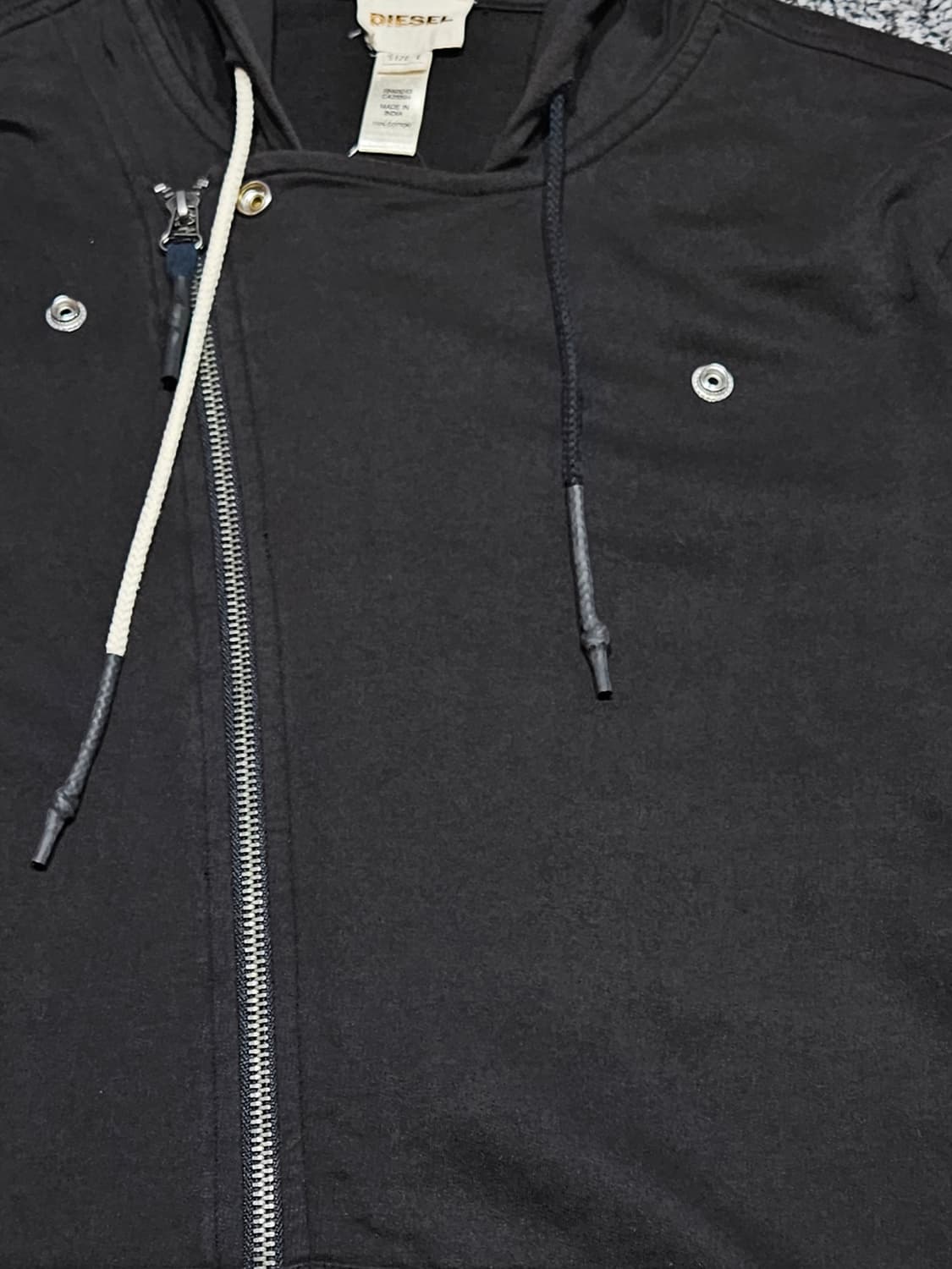 디젤 후드티셔츠 상품이미지4