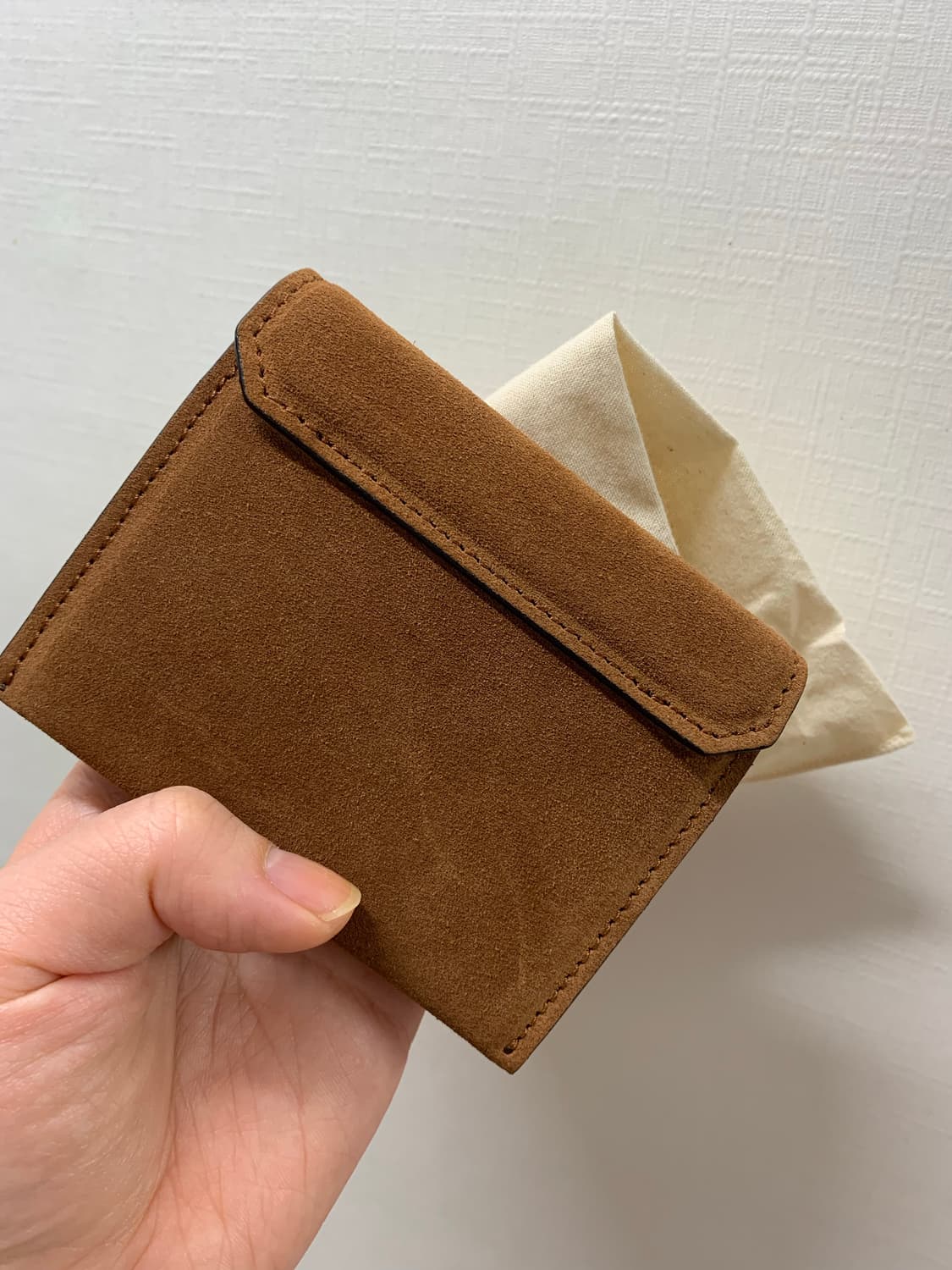 니어이든 스웨이드 턴락 반지갑 상품이미지3