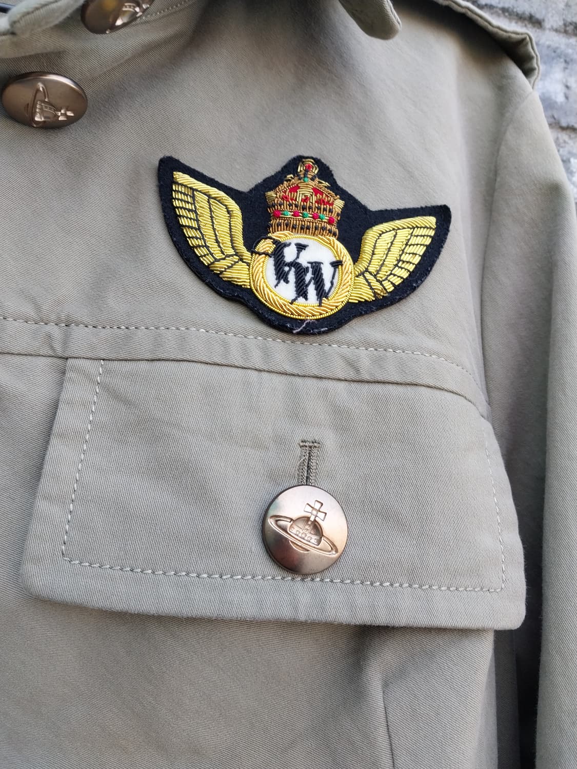 새제품 비비안웨스트우드 언발란스 버튼 밀리터리코트 야상 40 상품이미지4