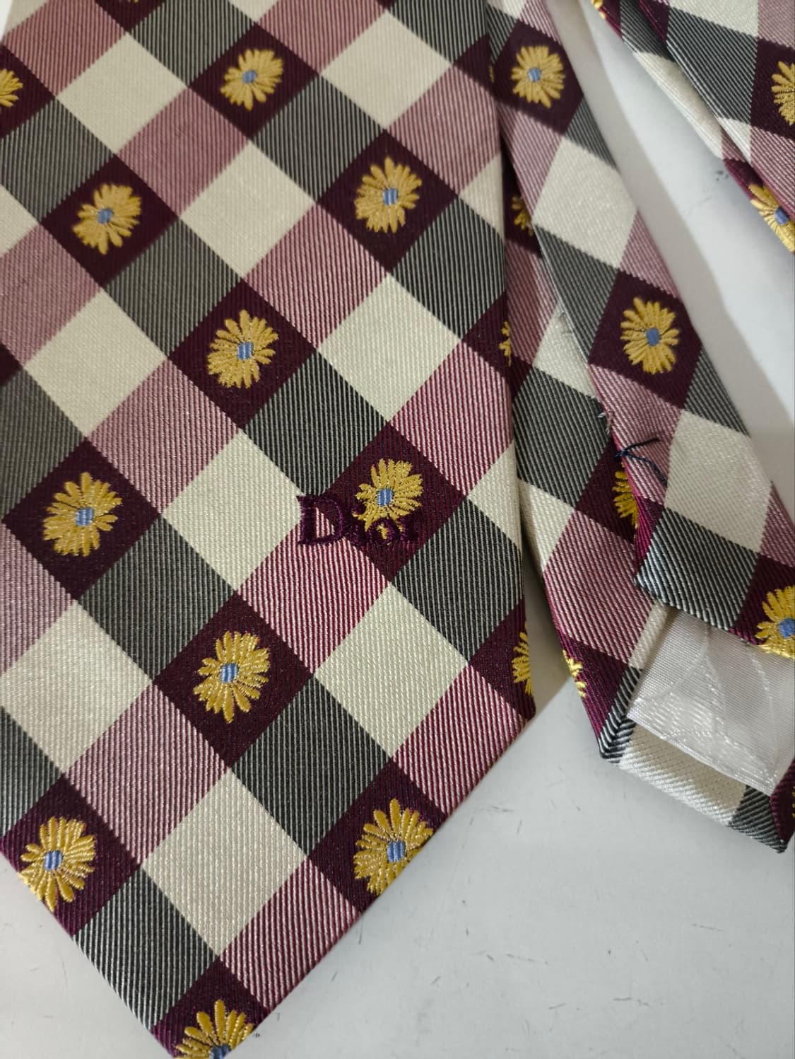 크리스찬디올 플라워 넥타이 상품이미지2