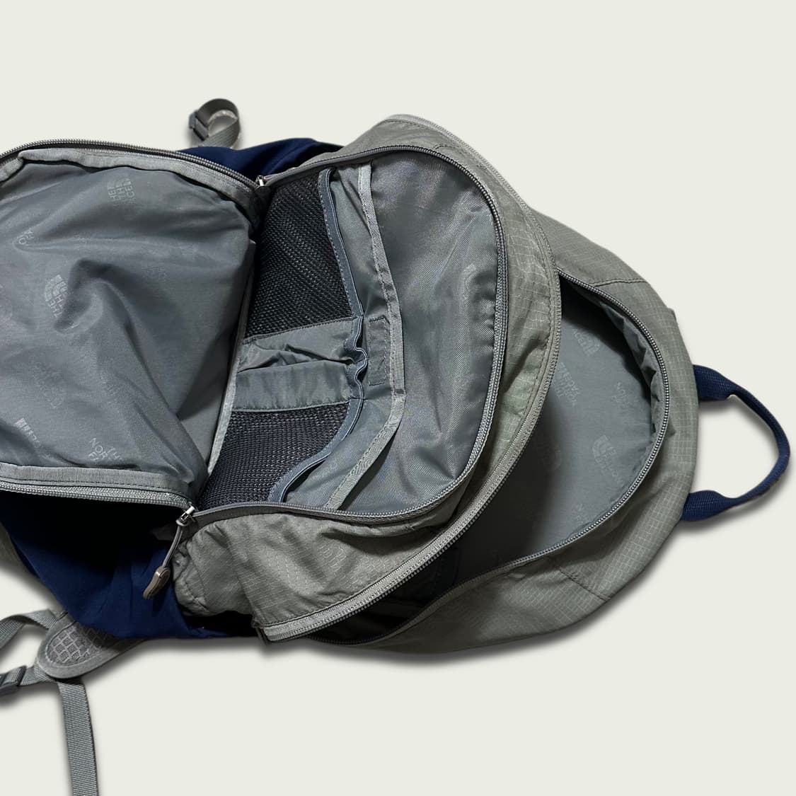 노스페이스 DY 25L 트래킹백팩 상품이미지4
