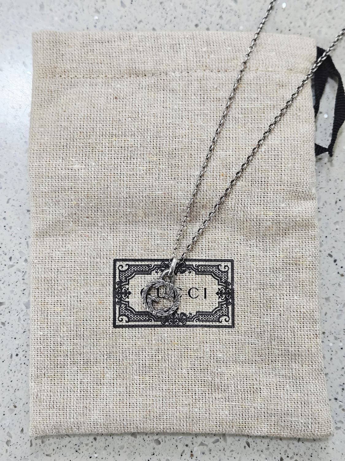 구찌 인터로킹 G 팬던트 목걸이 [정품] 상품이미지3