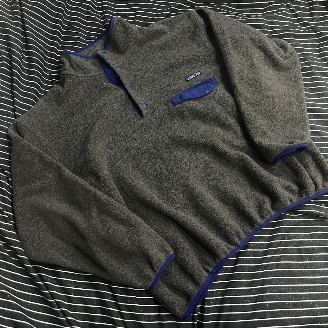 00s 파타고니아 신칠라 후리스 L 차콜블루 상품이미지1