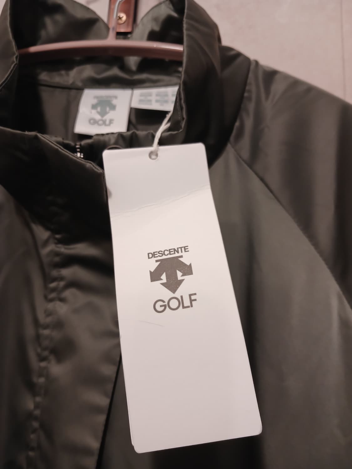 데상트 골프 정품 여성 아노락 바람막이 티 M 사이즈 상품이미지3