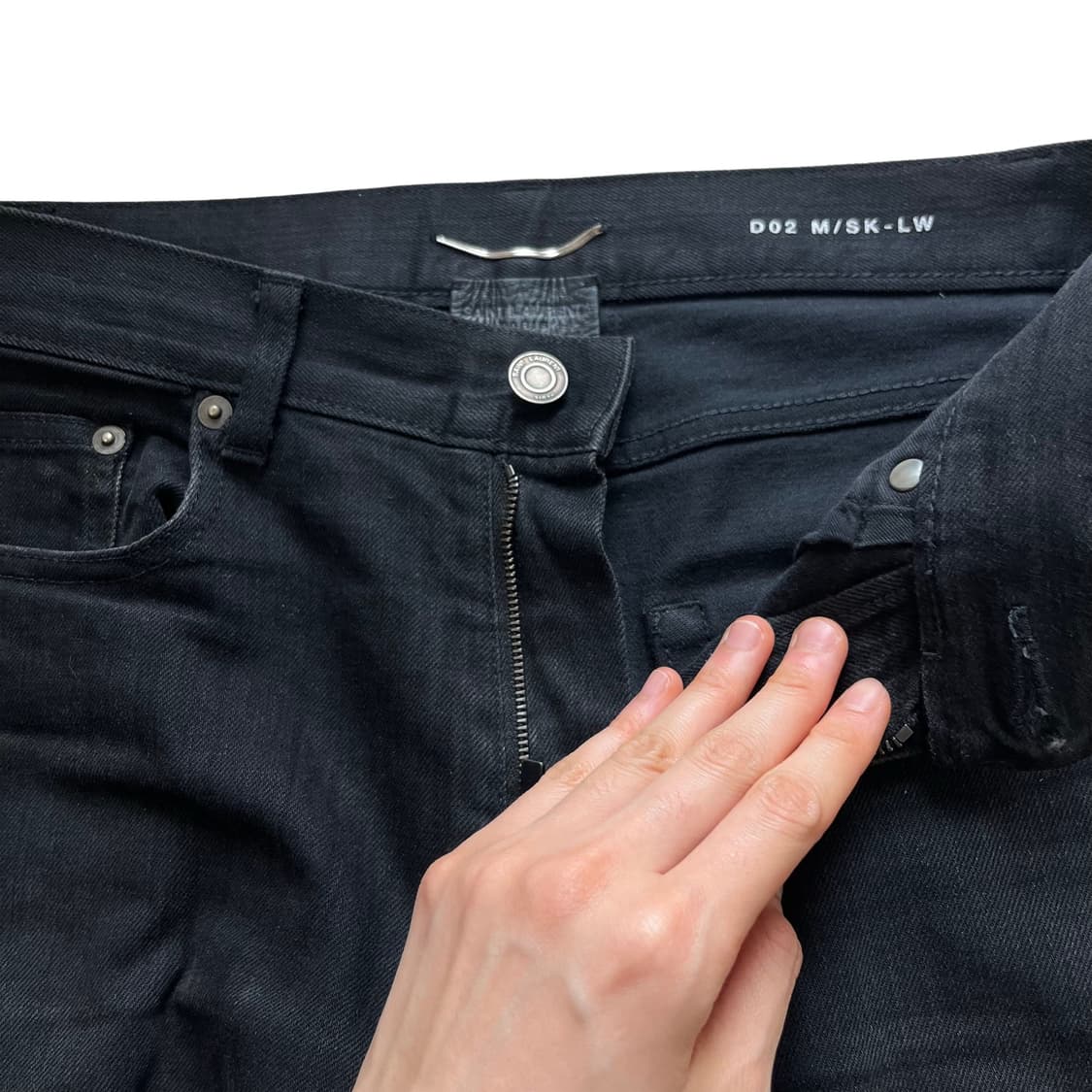 29Size Saint Laurent Skinny Jeans Black 상품이미지4