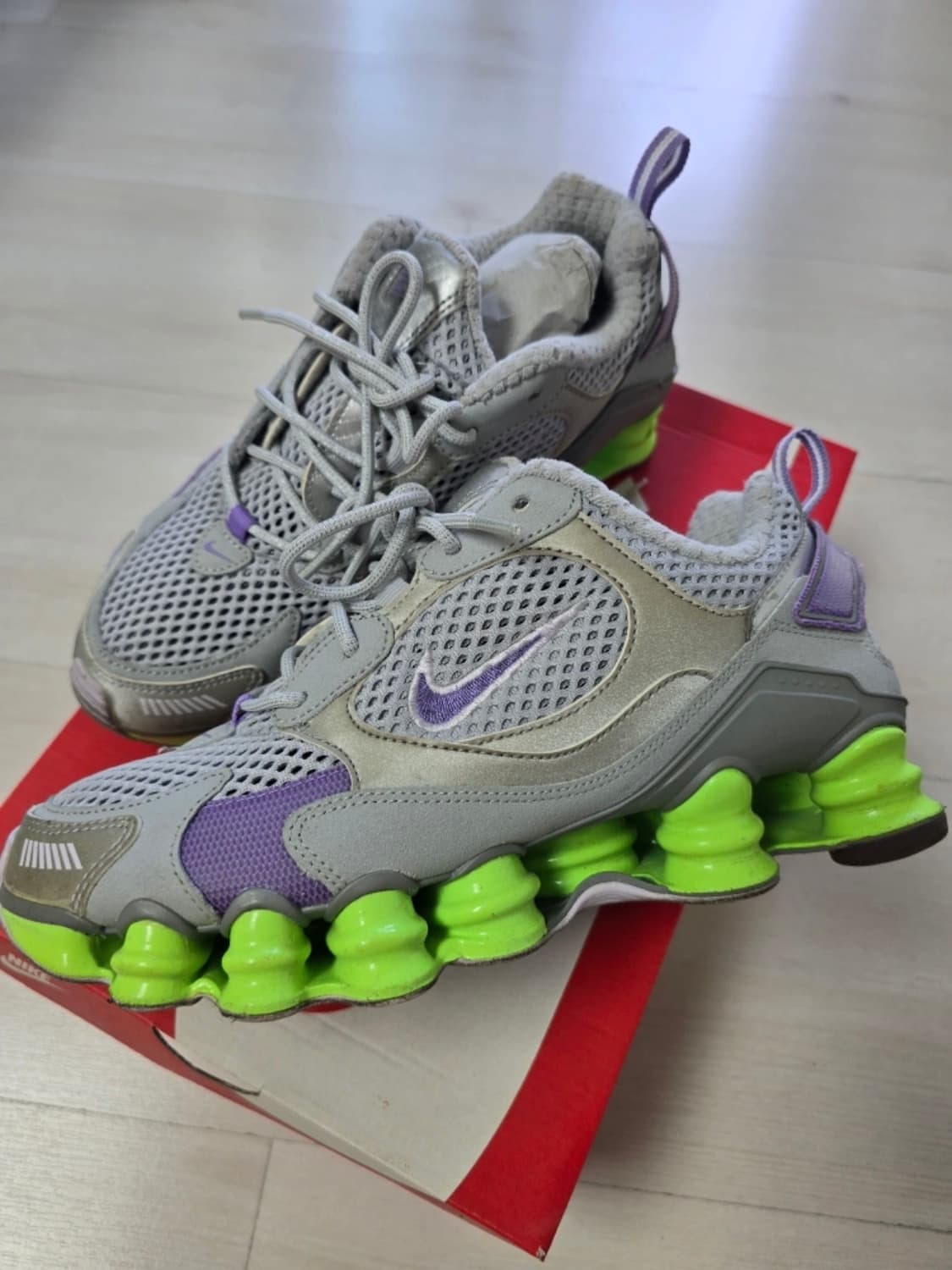 나이키 샥스 TL 노바 SP 그레이 네온 w8(245-250) 상품이미지1