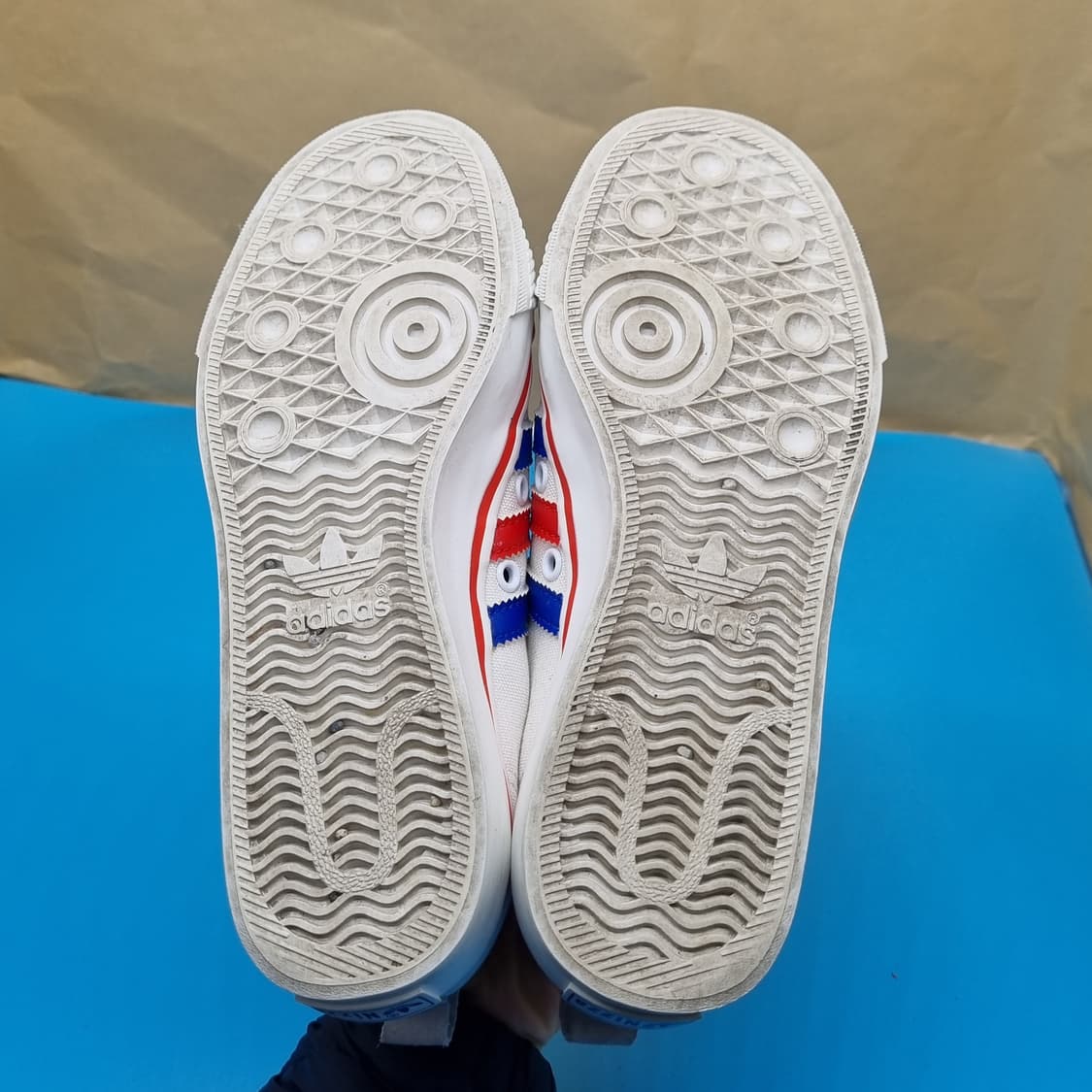 아디다스 니짜로우 흰빨파 스니커즈225 상품이미지3