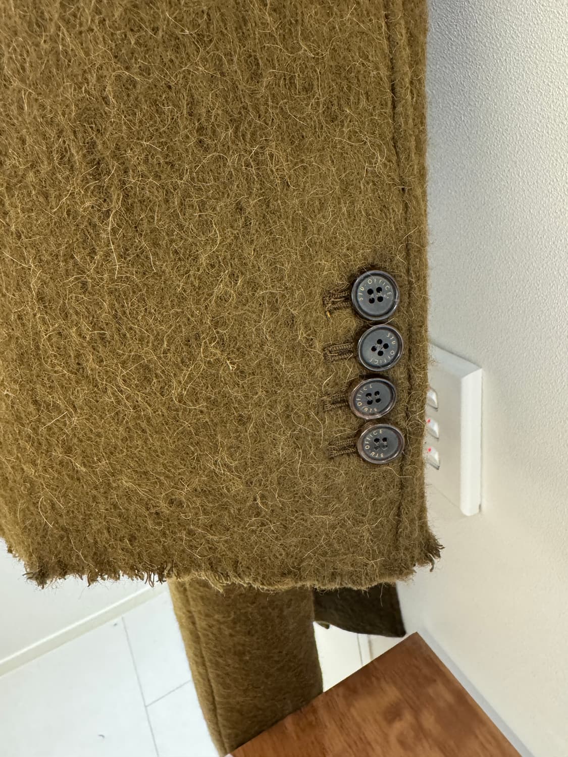 stu 프린지 맥 코트 브라운 fringe sleeve mac coat 상품이미지4