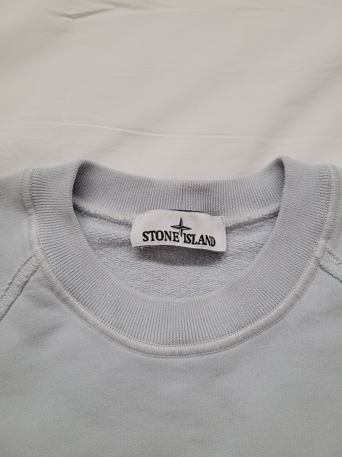 (미사용,새상품 )스톤아일랜드 레글런 맨투맨 상품이미지3