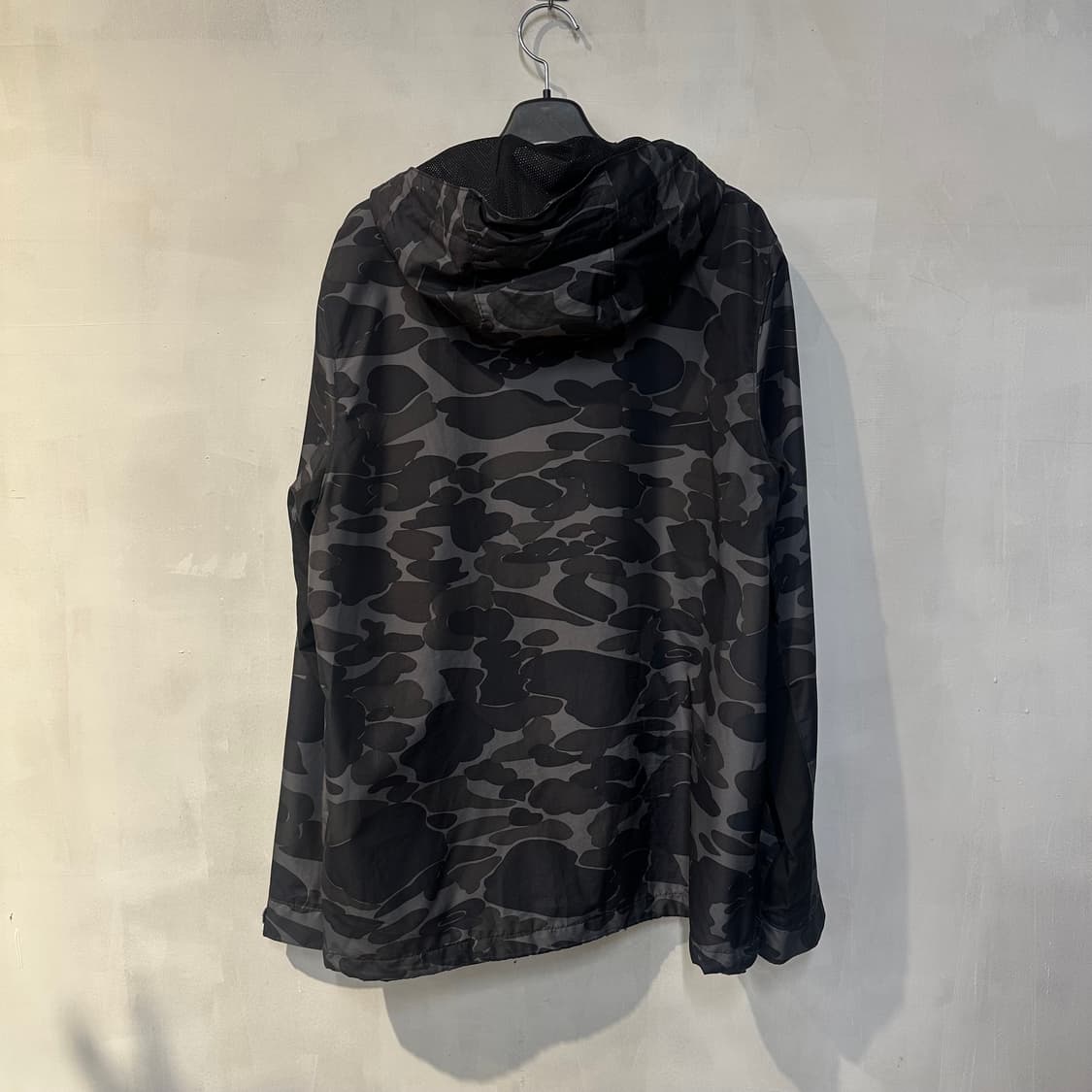 칼하트 카모 바람막이 상품이미지3