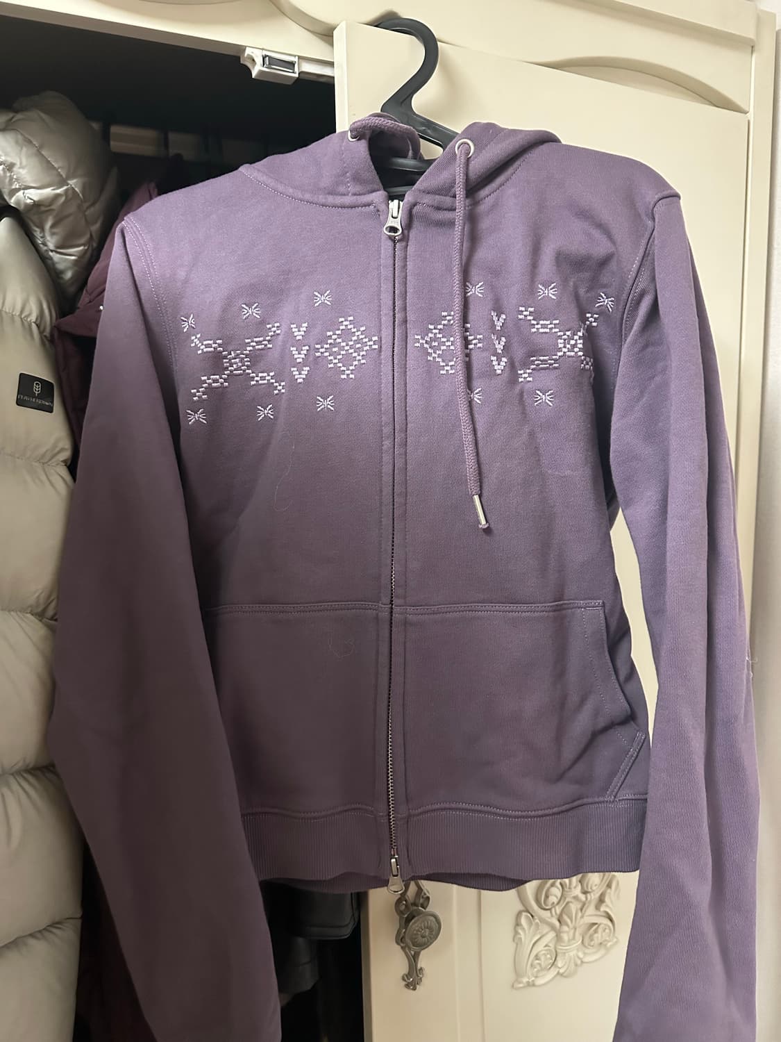 더콜디스트모먼트 퍼플 후드집업 s 상품이미지2